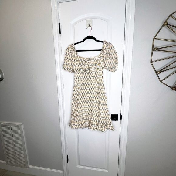 Dizzy Lizzy Shirred Floral Print Mini Dress Size M Cotton White Yellow - Picture 1 of 7